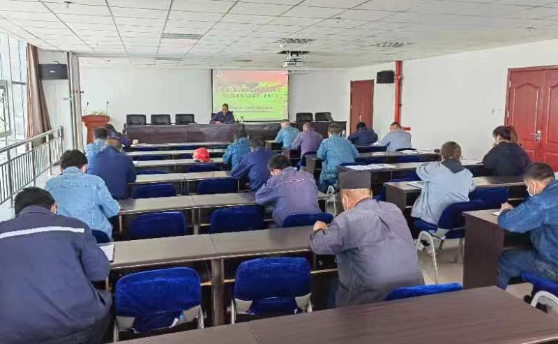 918博天堂集团工投公司二届党委召开2022年度第八次理论学习中心组学习（扩大）会